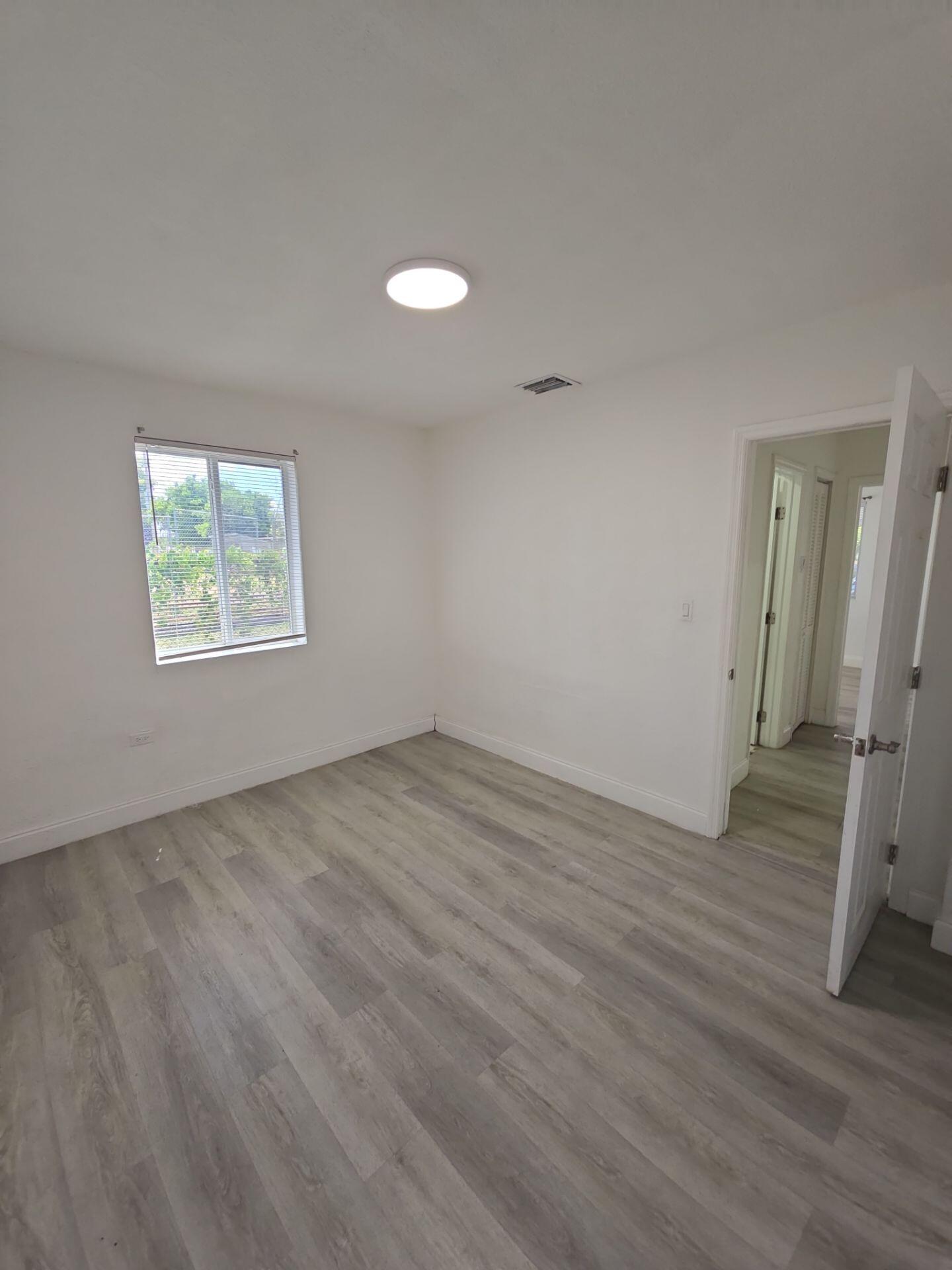 CARVER RANCHES - Residential Lease