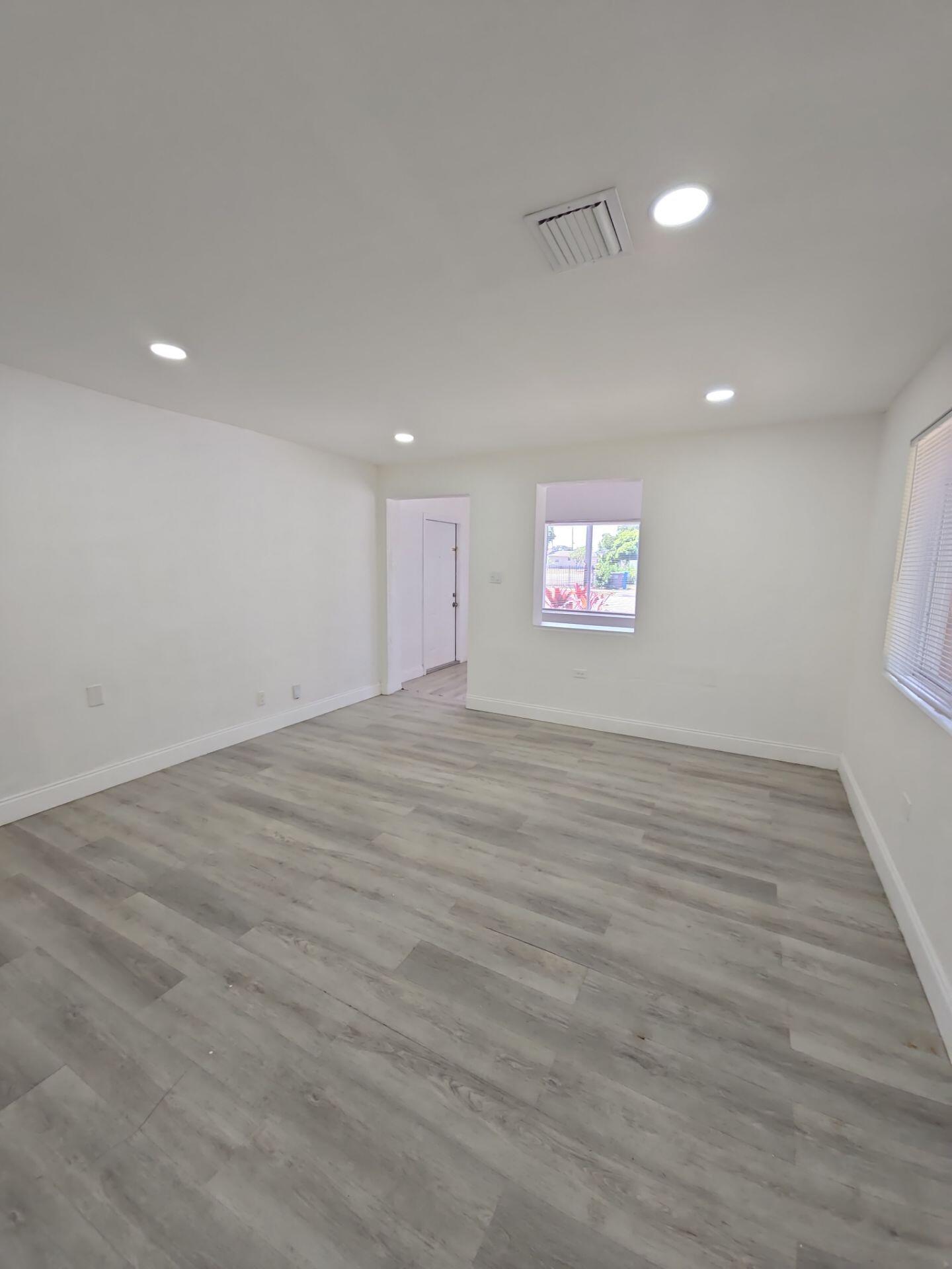 CARVER RANCHES - Residential Lease