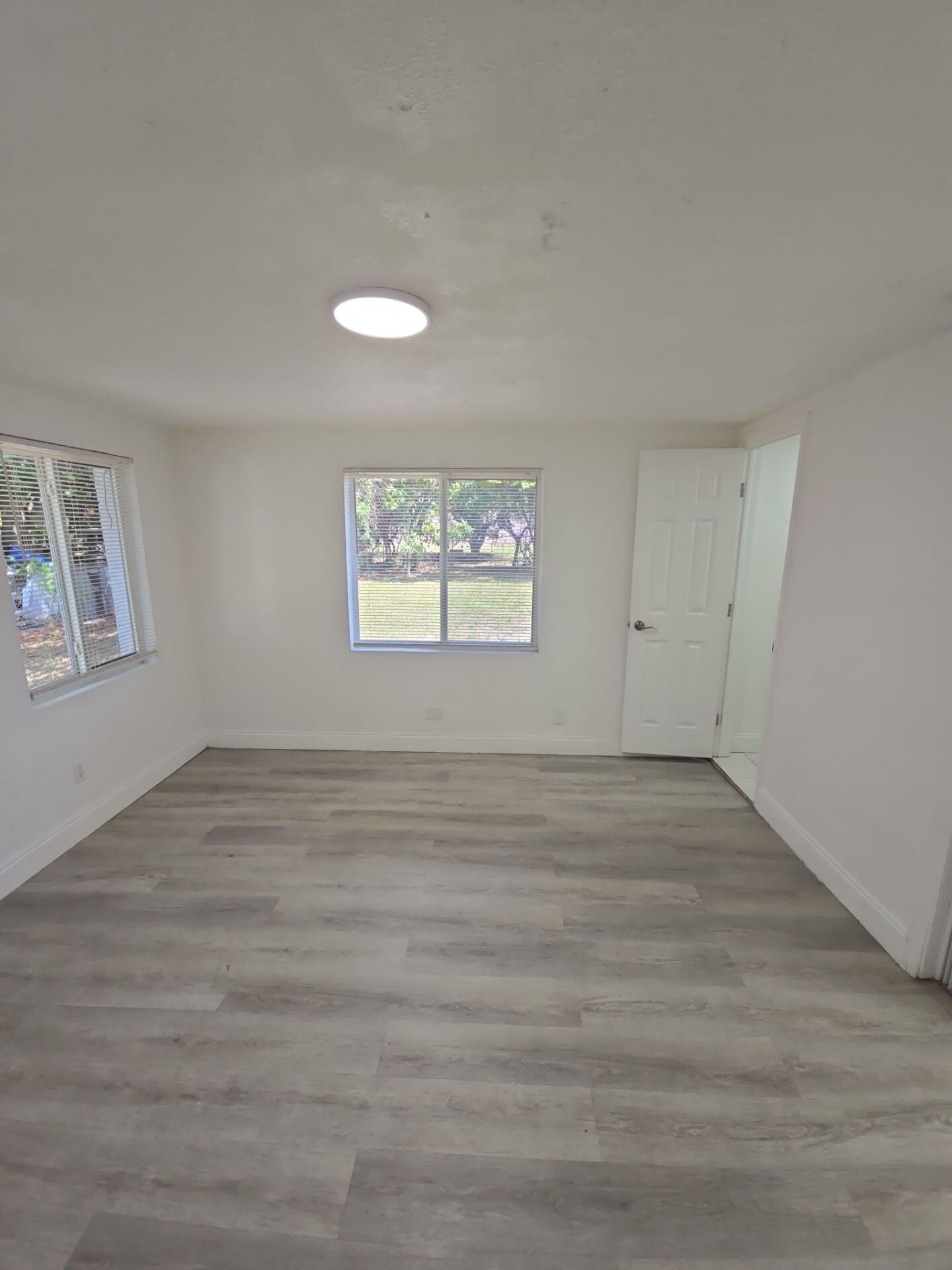 CARVER RANCHES - Residential Lease