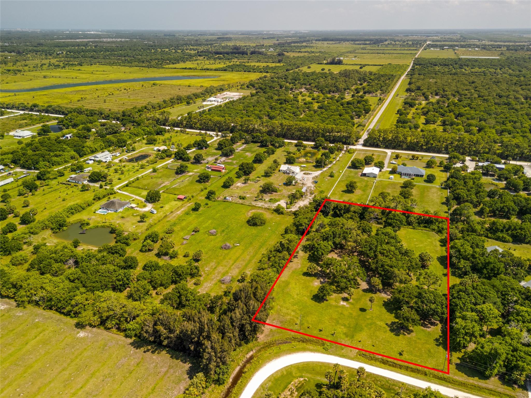 5555 23rd St SW, Vero Beach, FL, 32968/$375,000 1 5555 23rd St SW