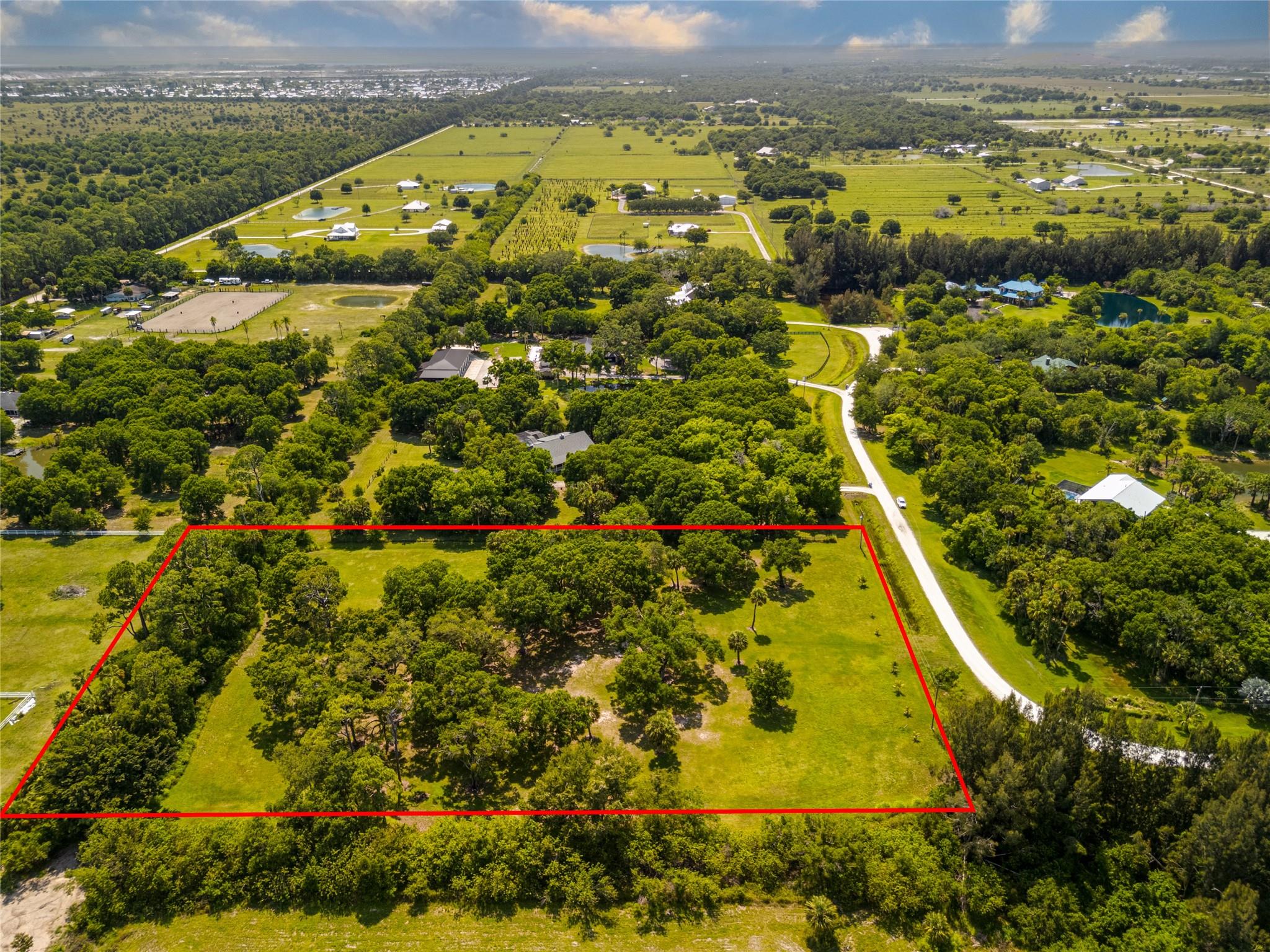 Trails End Sub - Land