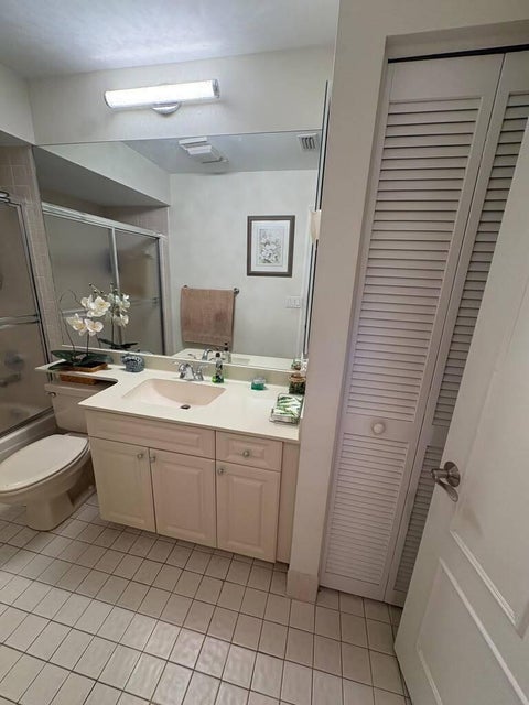 Tiny photo for 10941 LADERA Lane #B, Boca Raton, FL 33498 (MLS # B26090065)