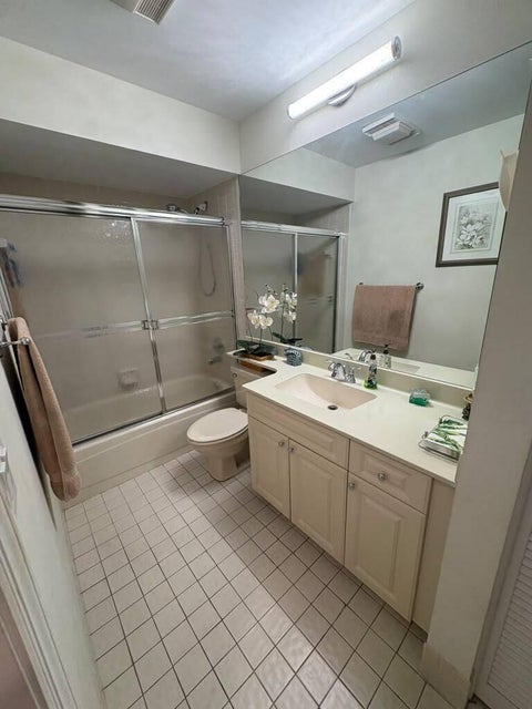 Tiny photo for 10941 LADERA Lane #B, Boca Raton, FL 33498 (MLS # B26090065)