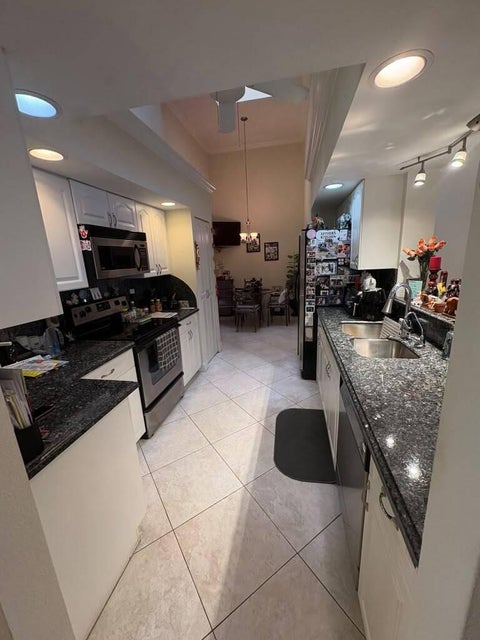 Tiny photo for 10941 LADERA Lane #B, Boca Raton, FL 33498 (MLS # B26090065)