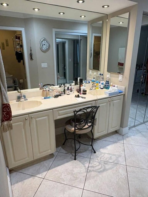 Tiny photo for 10941 LADERA Lane #B, Boca Raton, FL 33498 (MLS # B26090065)