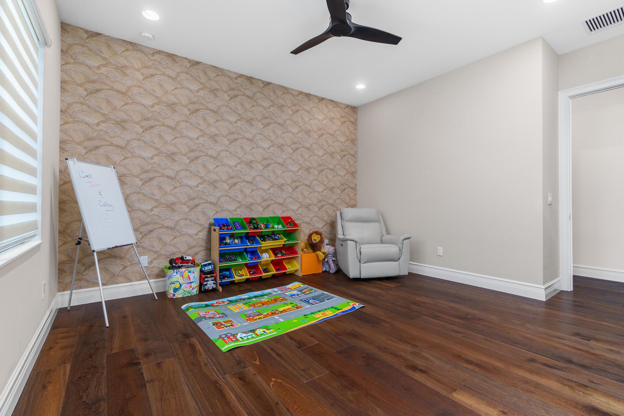 BOCA BRIDGES - Residential