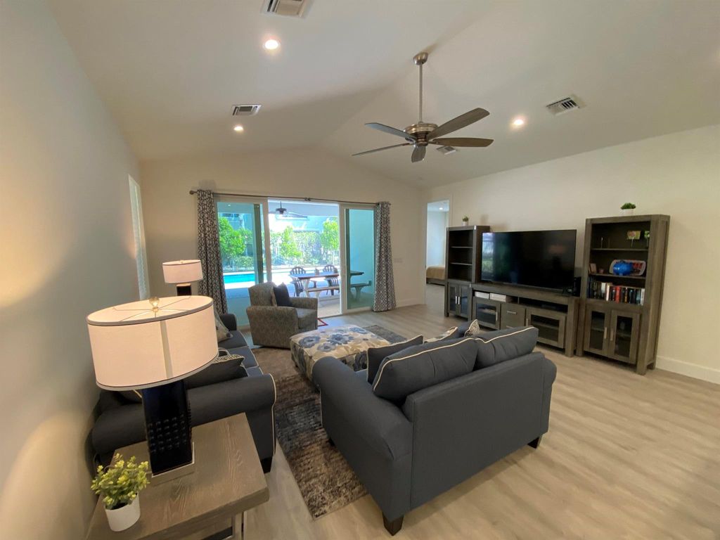 Photo of 607 Allen Avenue, Delray Beach, FL 33483 (MLS # R11117577)