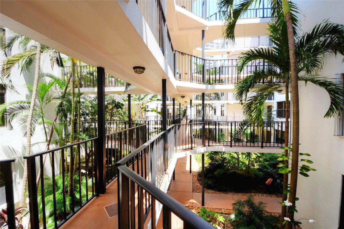 3350 NE 192nd Street B2B