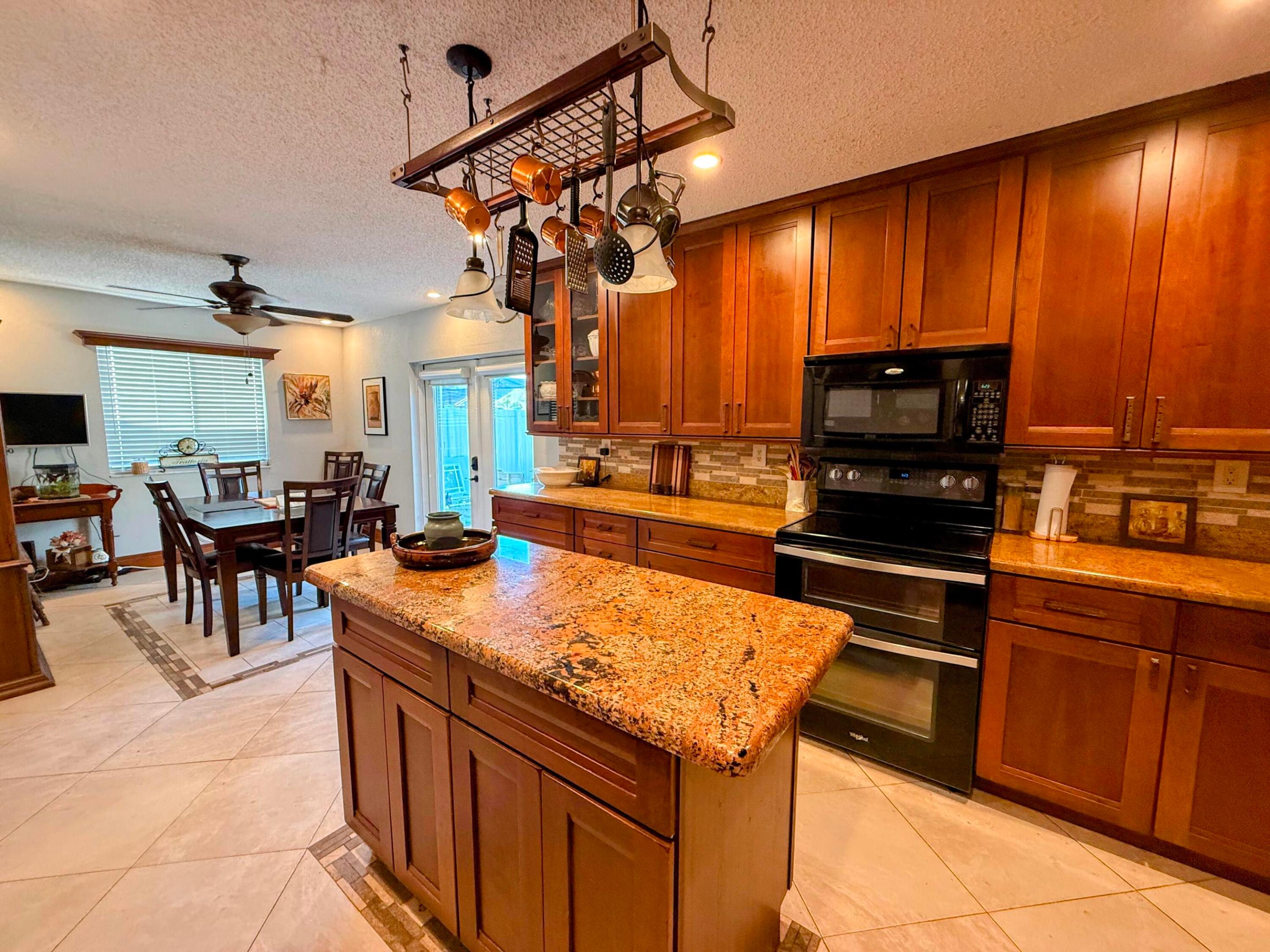 CORAL GATE SEC 1 - Residential