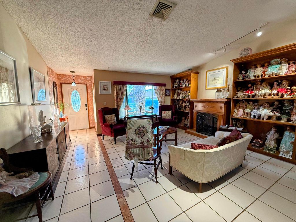 Photo of 5361 NW 31st St, Margate, FL 33063 (MLS # B26000455)