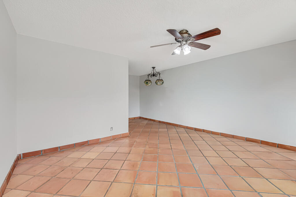 SUSSEX CONDO - Residential