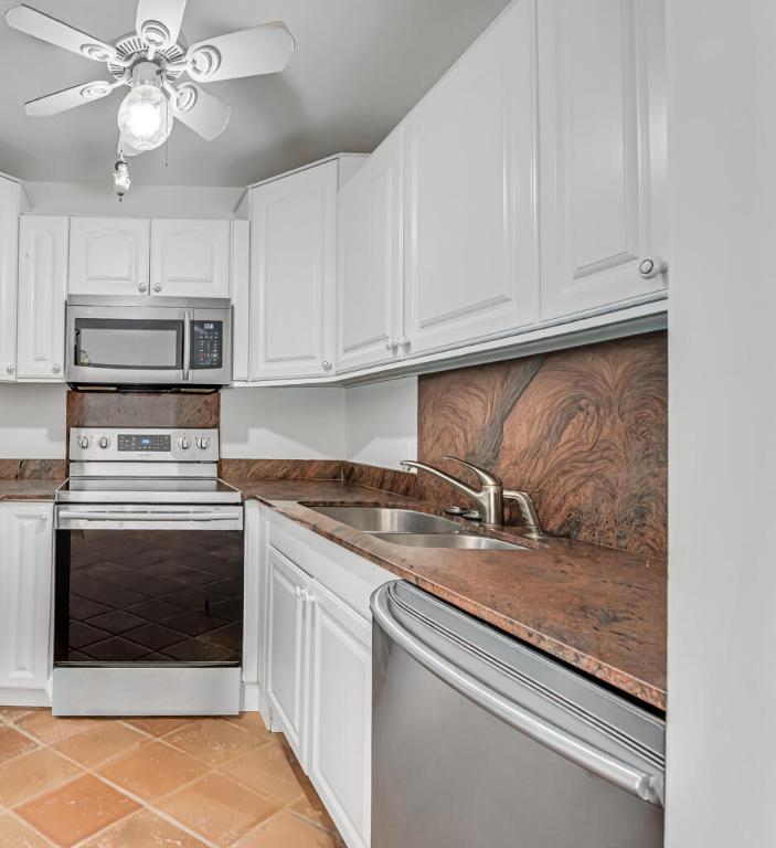 SUSSEX CONDO - Residential