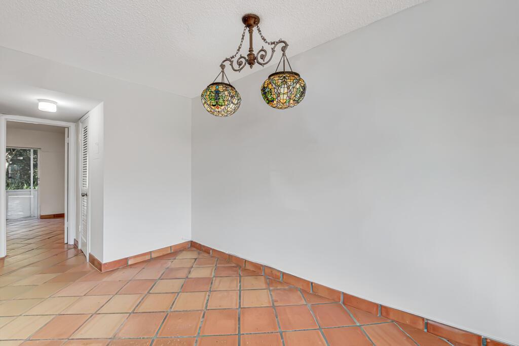 SUSSEX CONDO - Residential