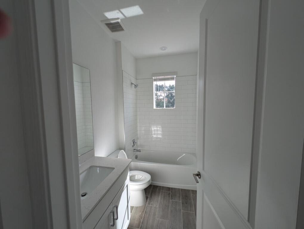 BOYNTON WATERS WEST 2 - Residential Lease