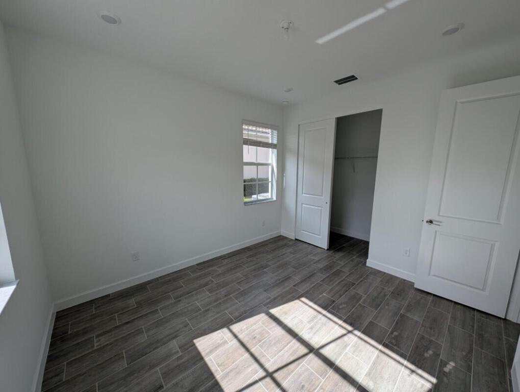 BOYNTON WATERS WEST 2 - Residential Lease