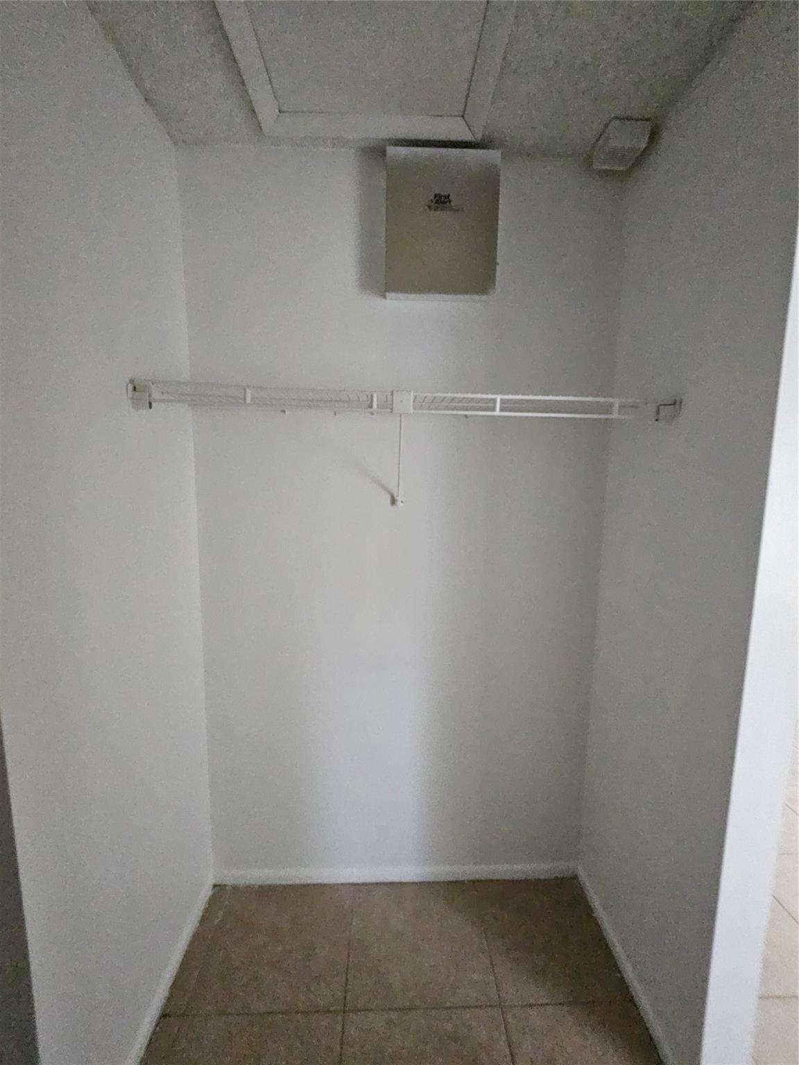 Habitat II Ph IV Condo - Residential Lease