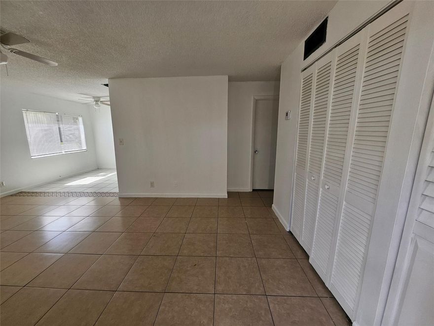 One Story villa WITH ONE CAR GARAGE unit in central Lauderhill, the master bedroom has a large walk-in closet: kitchen, Wood cabinets, Water, and sewer are included in the rental price. HOA approval required. A minimum credit score of 625 is needed, and approval can take up to 30 days. Washer and dryer inside the unit.