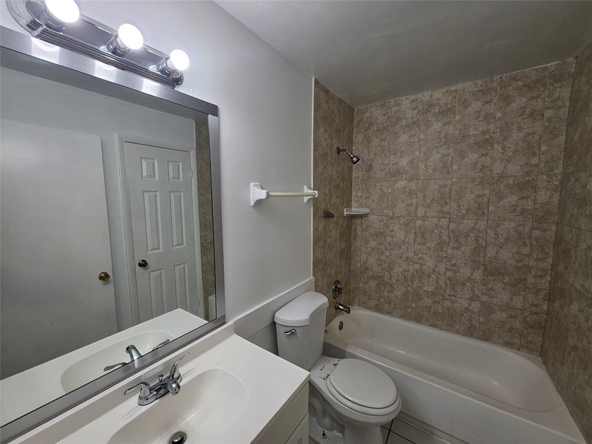 Habitat II Ph IV Condo - Residential Lease