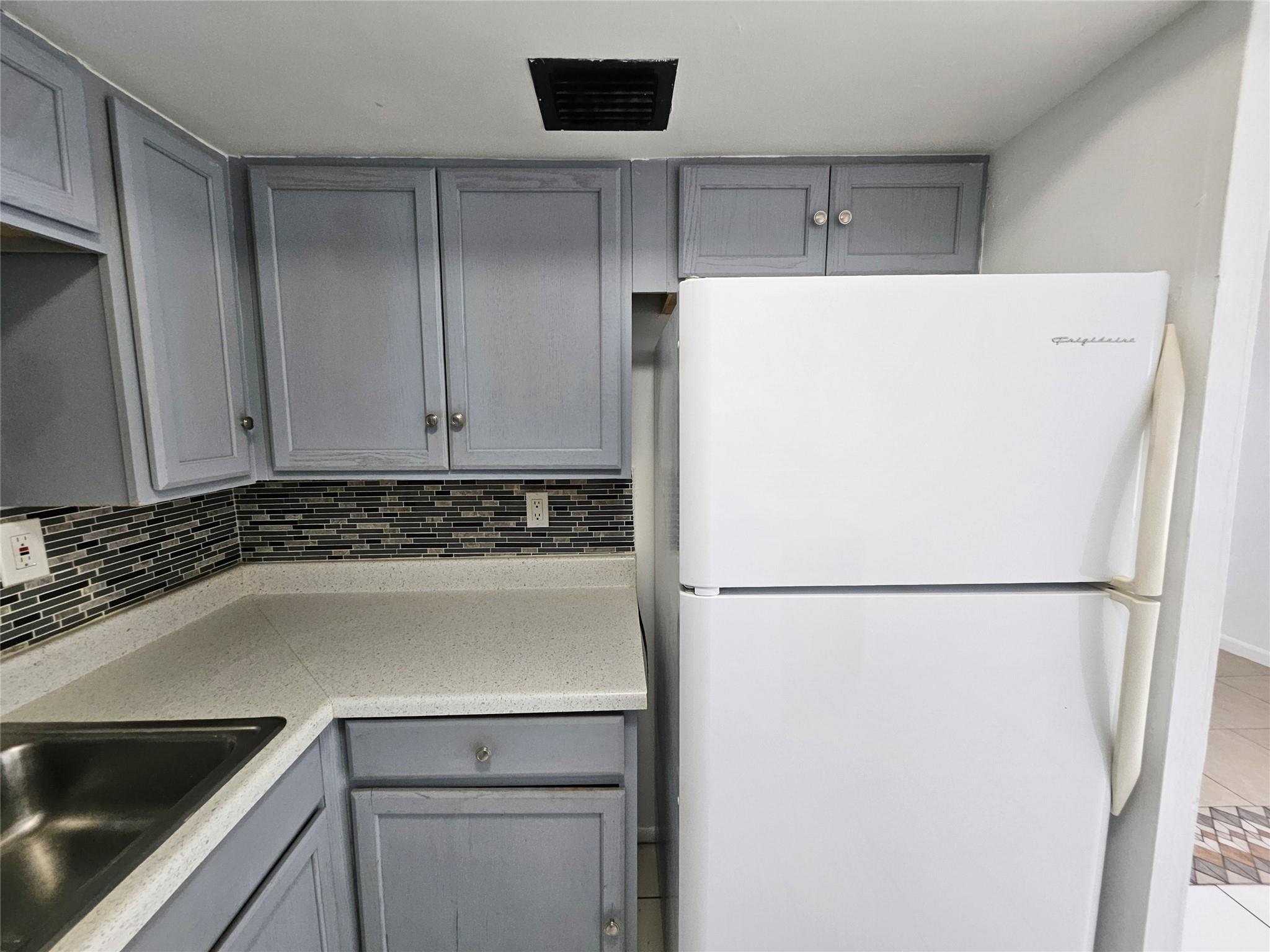 Habitat II Ph IV Condo - Residential Lease