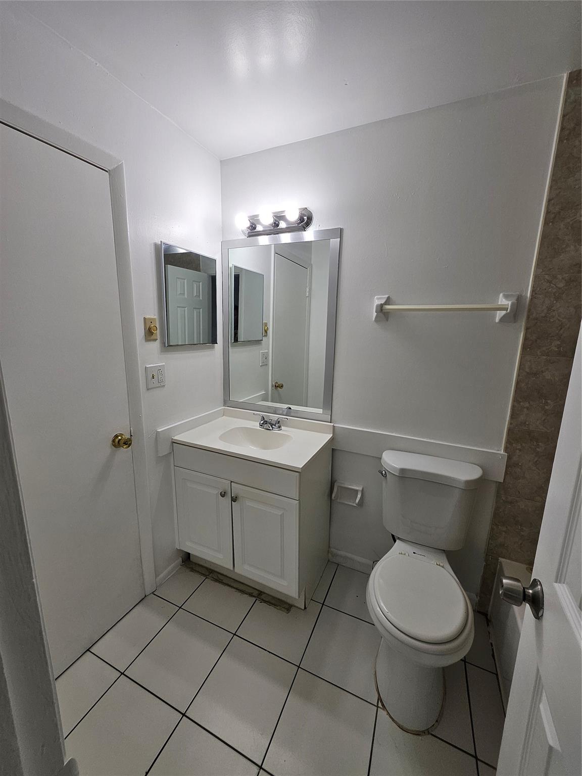Habitat II Ph IV Condo - Residential Lease
