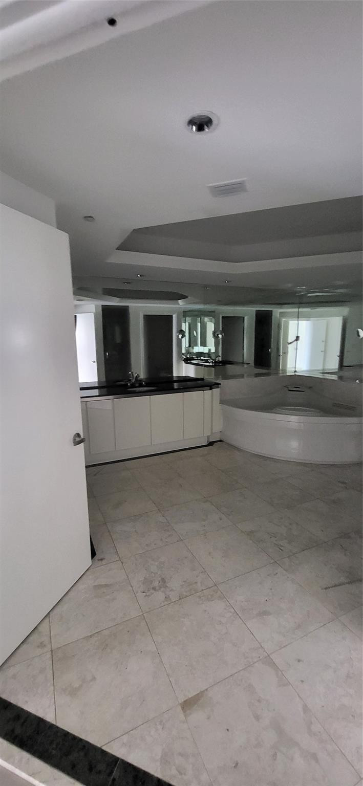 Williams Island - Residential Lease