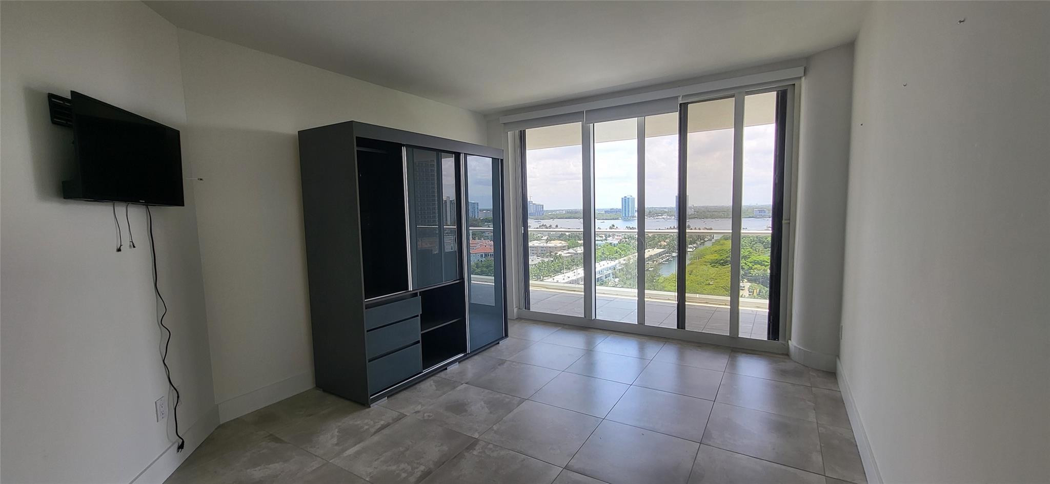 Williams Island - Residential Lease