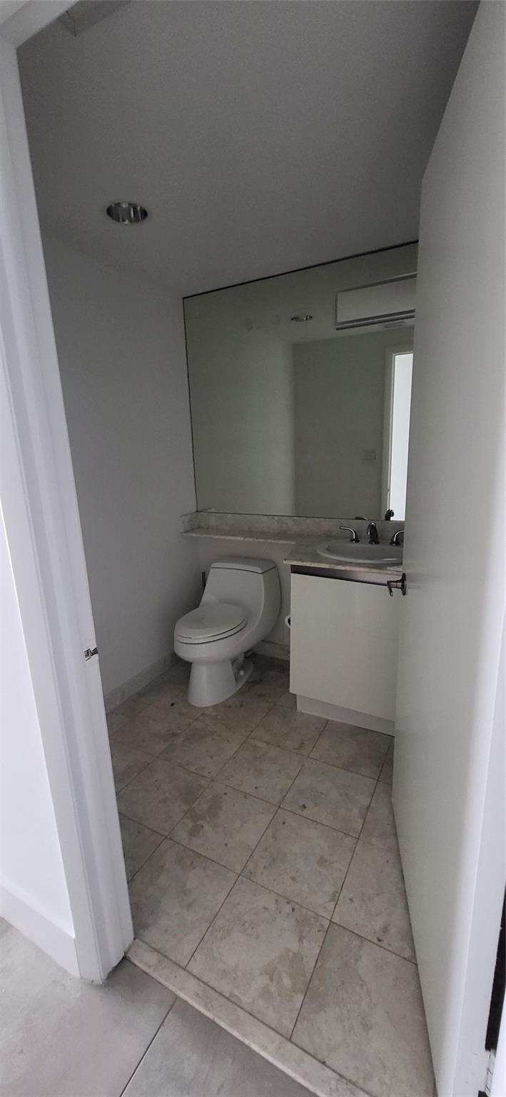 Williams Island - Residential Lease