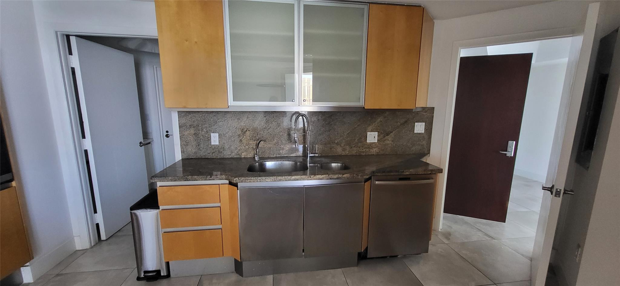 Williams Island - Residential Lease
