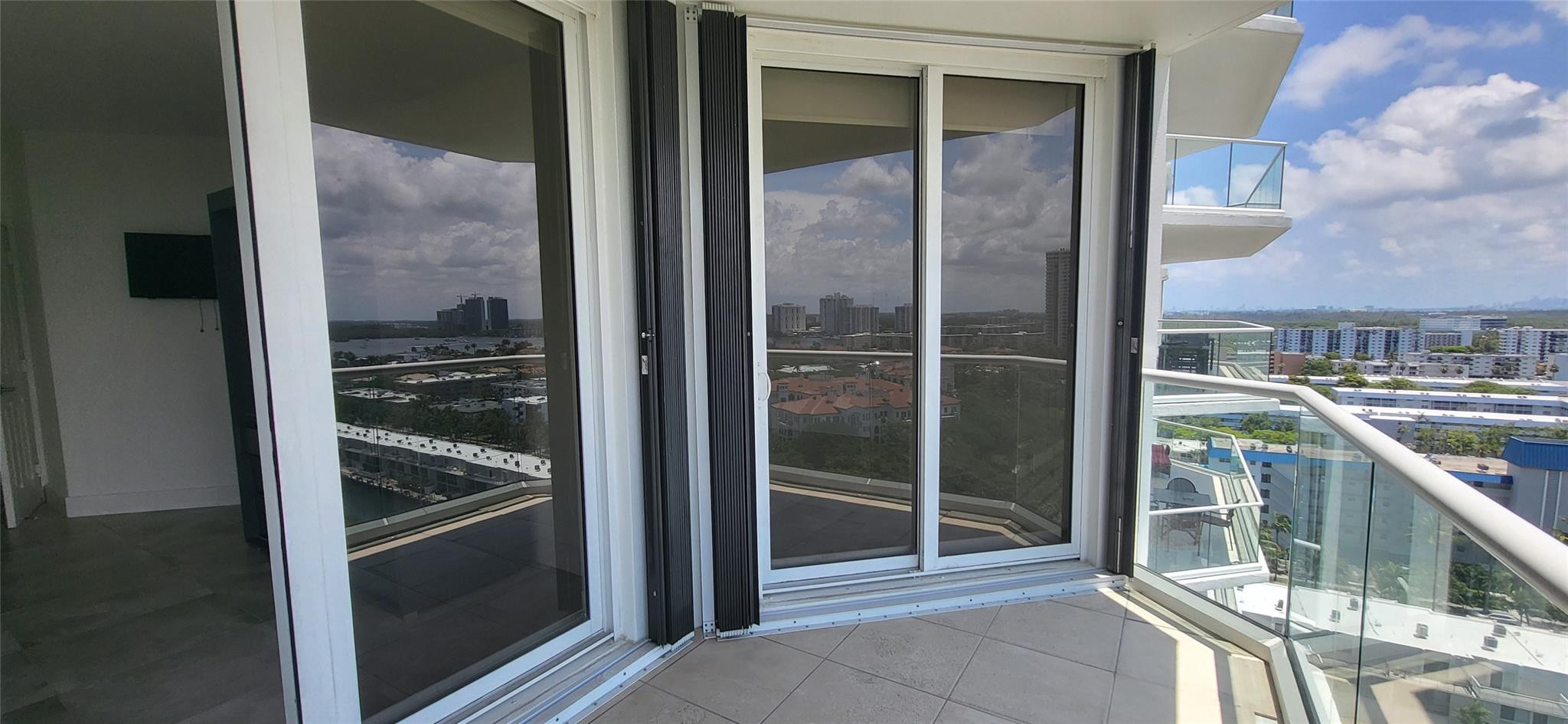 Williams Island - Residential Lease