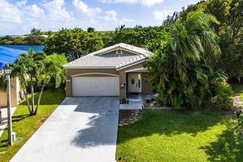 A home in Deerfield Beach