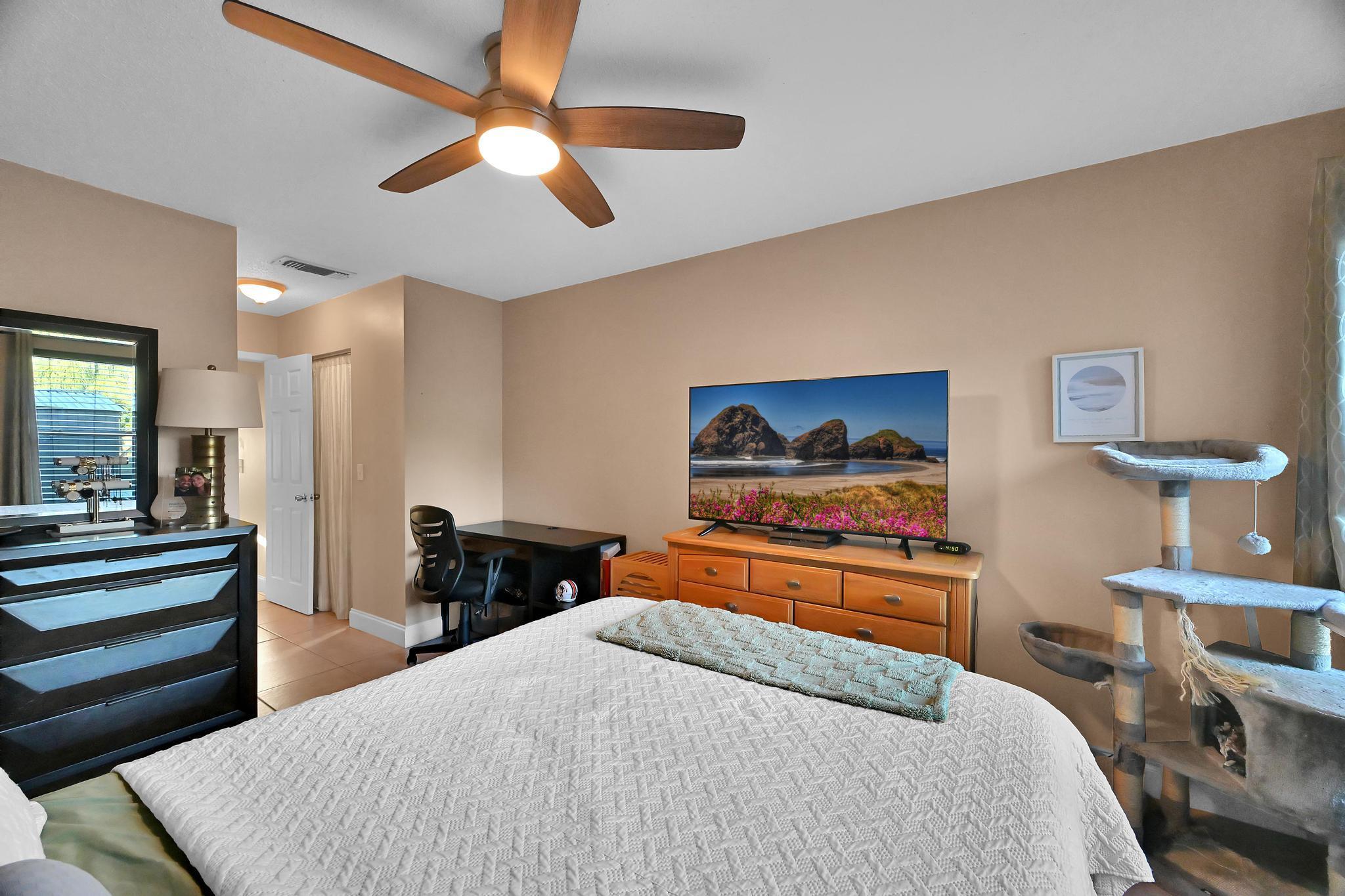 JUPITER VILLAGE PH II - Residential