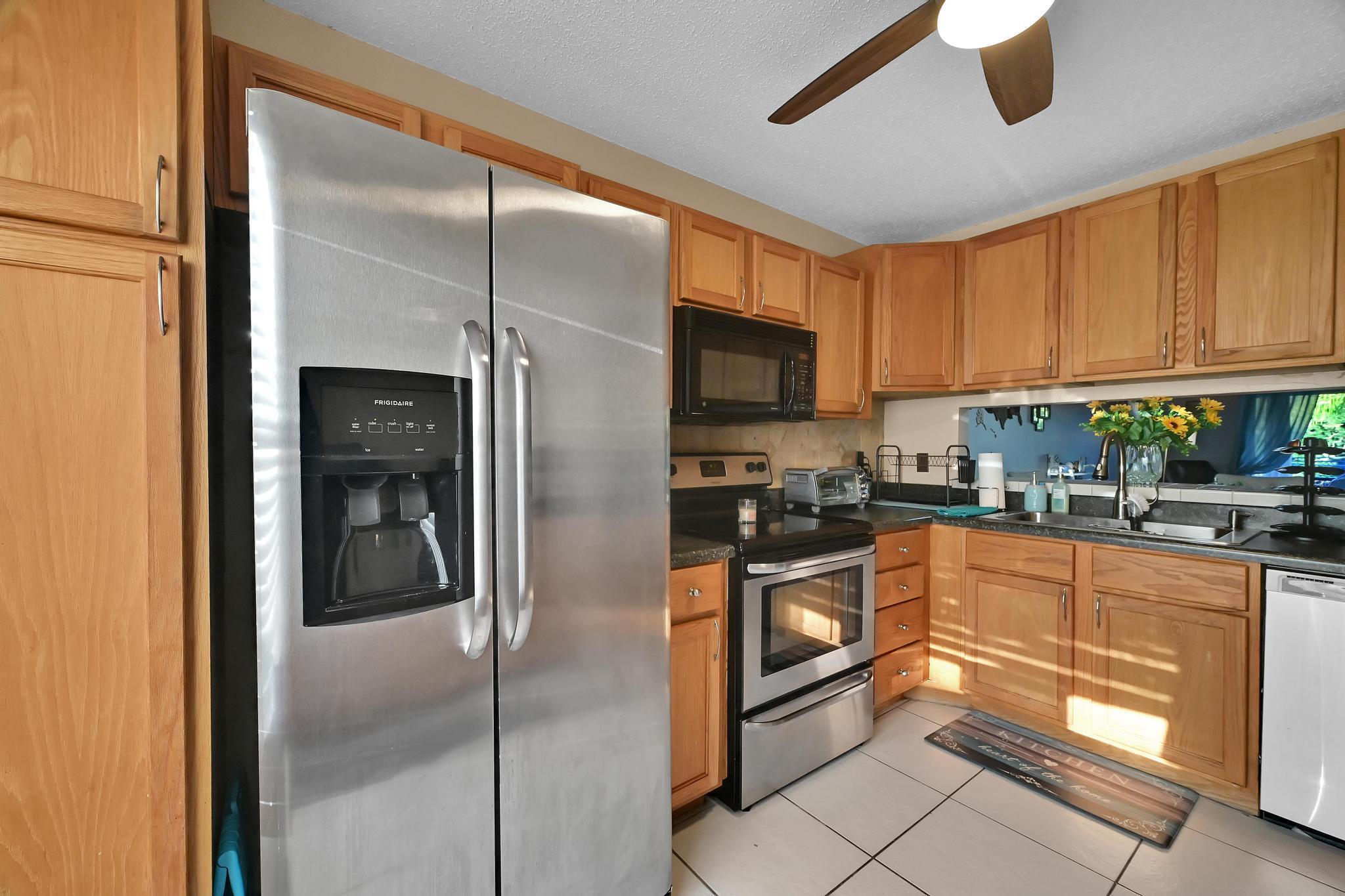 JUPITER VILLAGE PH II - Residential