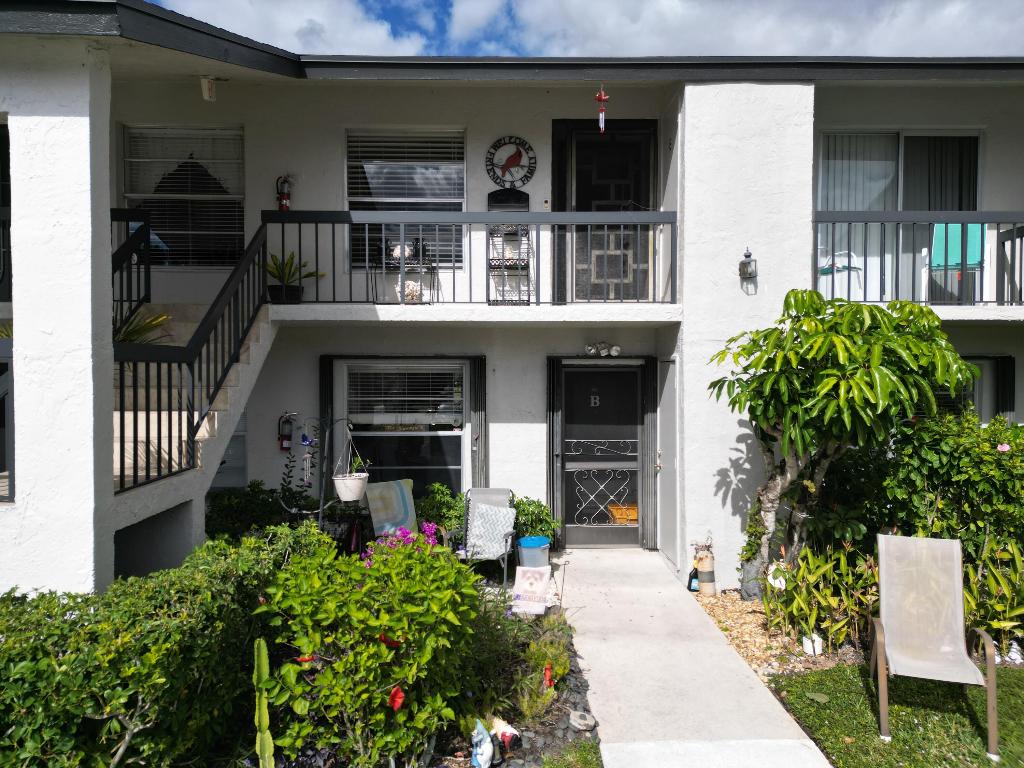 PALM GREENS AT VILLA DEL RAY CONDO - Residential