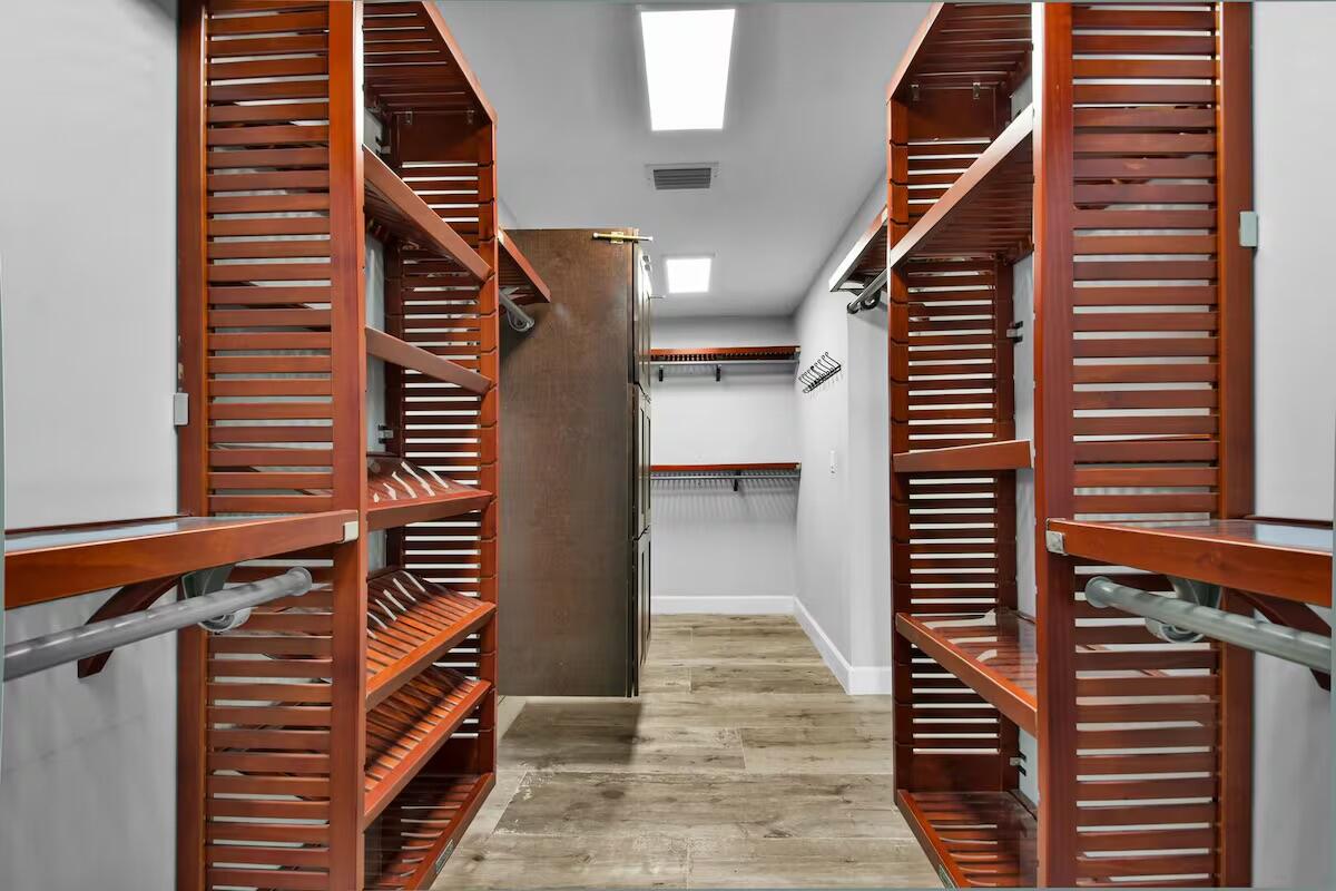 KNOLL RIDGE - Residential