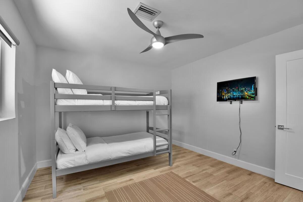 KNOLL RIDGE - Residential