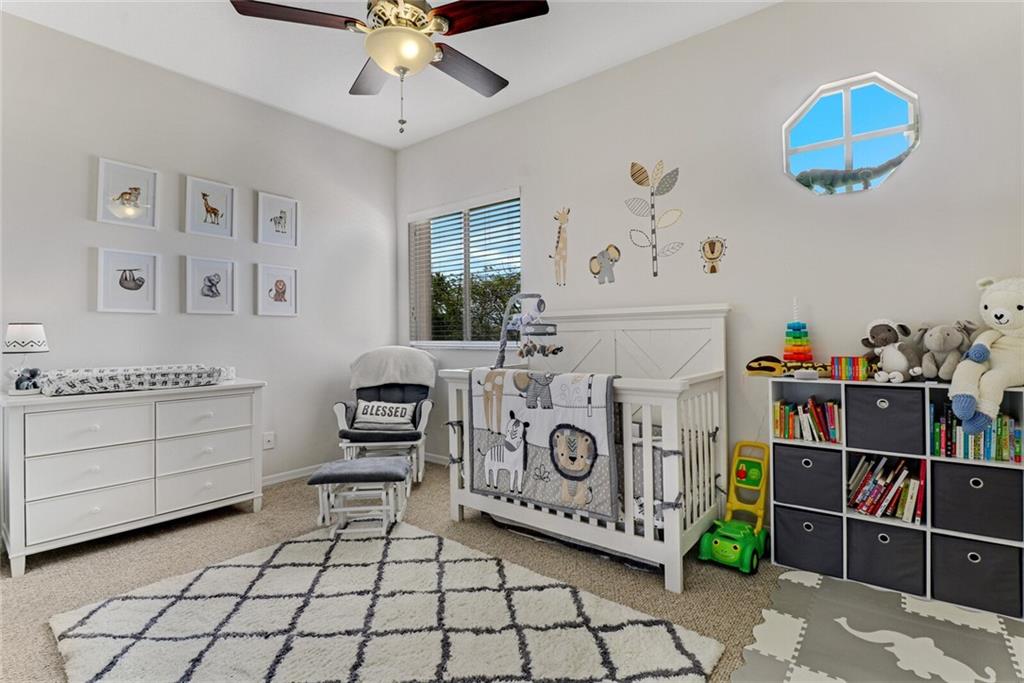 COCO LAKES - Residential