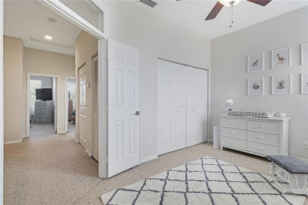 COCO LAKES - Residential