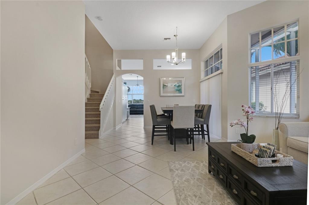 COCO LAKES - Residential