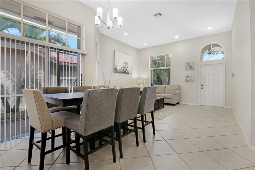 COCO LAKES - Residential