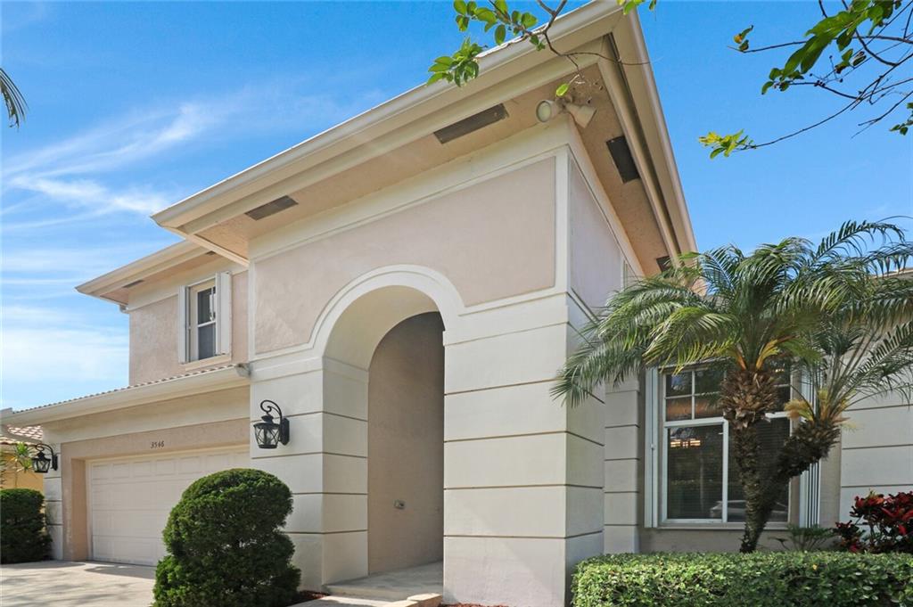 COCO LAKES - Residential