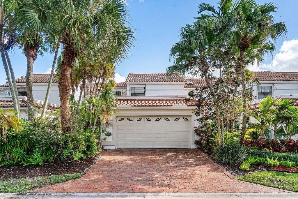 Photo of 22640 Caravelle Circle, Boca Raton, FL 33433 (MLS # R11151561)