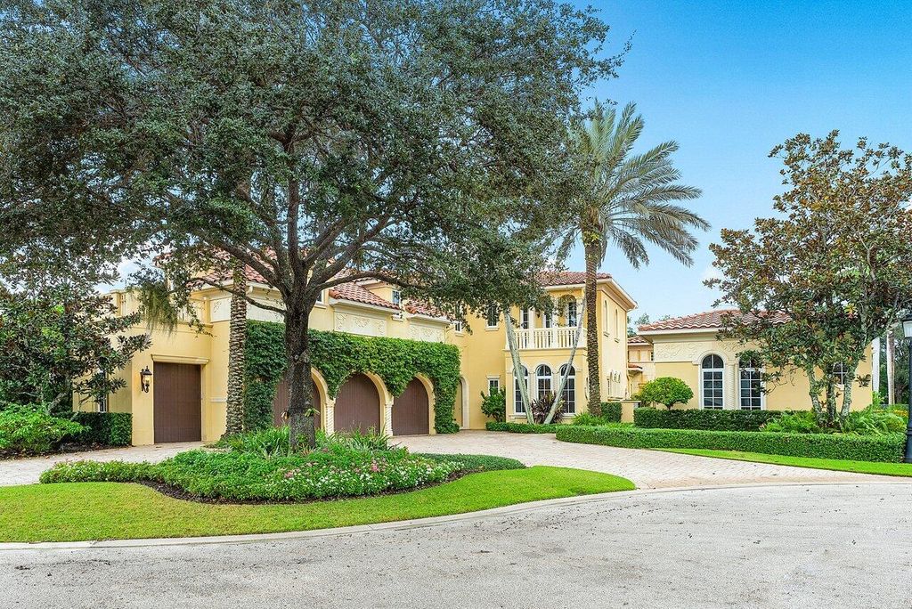 Photo of 11104 Green Bayberry Drive, Palm Beach Gardens, FL 33418 (MLS # R10936610)