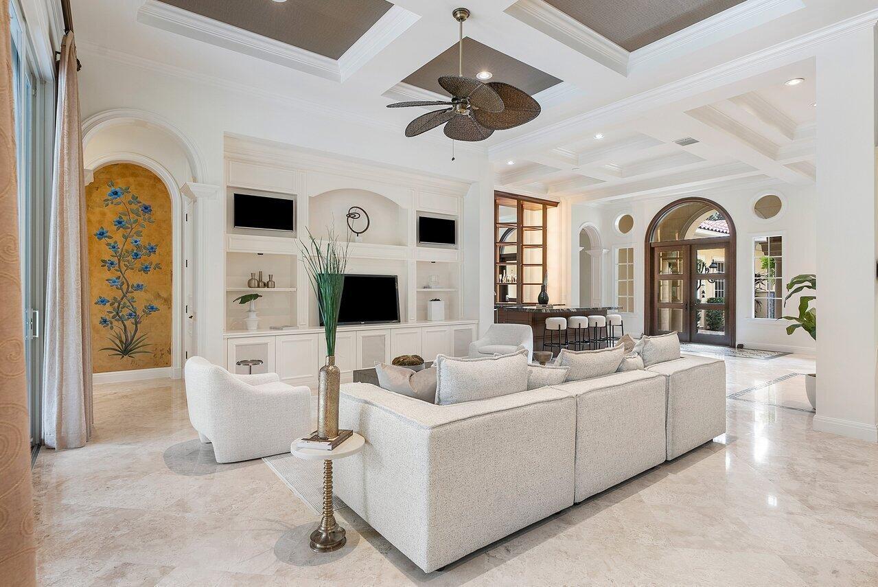 OLD PALM GOLF CLUB - Residential