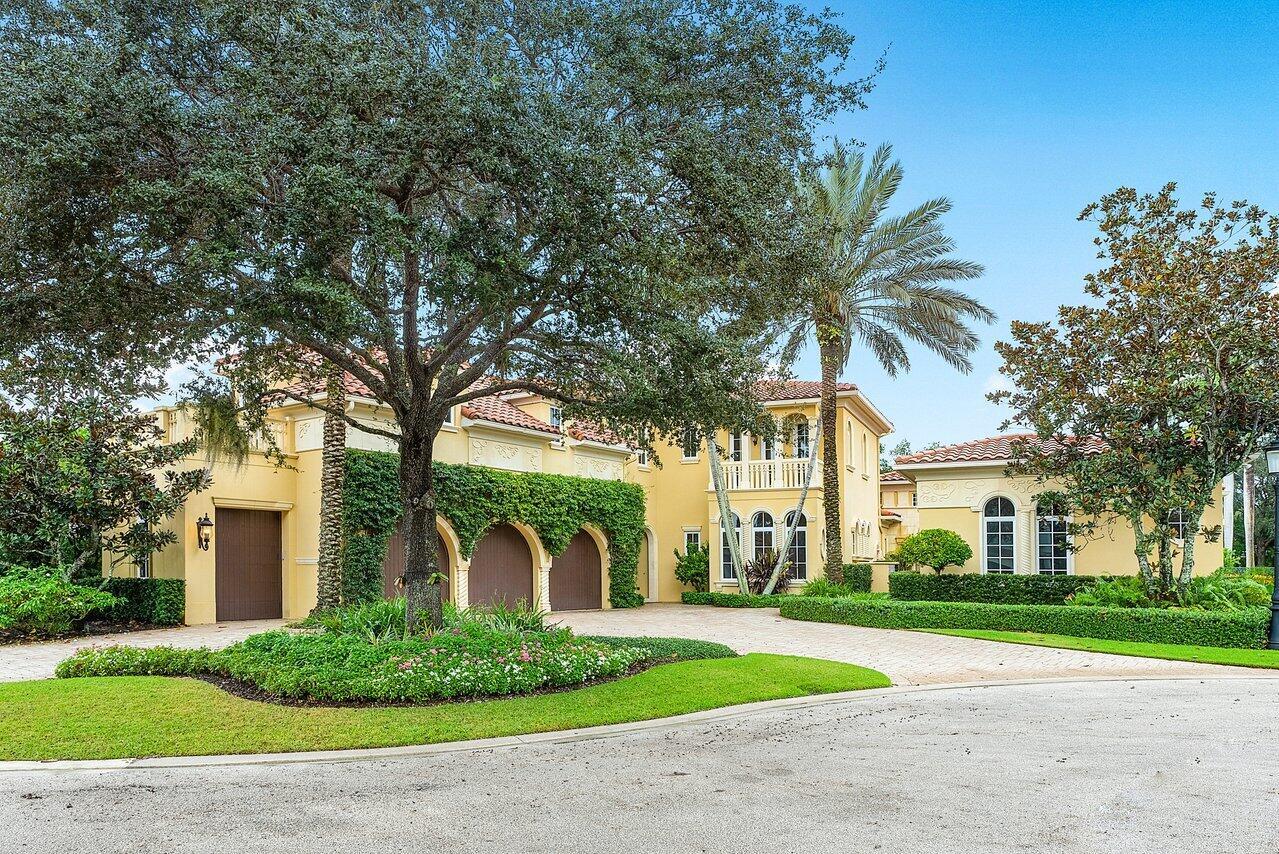 OLD PALM GOLF CLUB - Residential