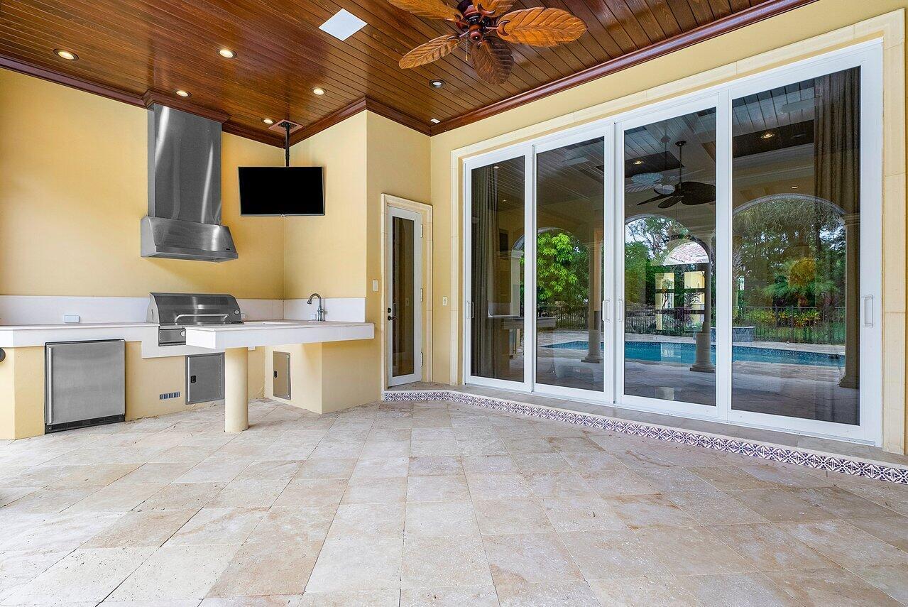 OLD PALM GOLF CLUB - Residential