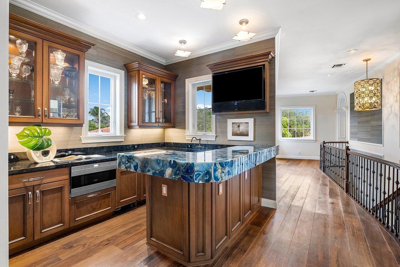 OLD PALM GOLF CLUB - Residential