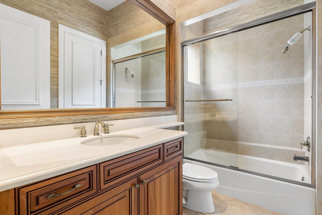 OLD PALM GOLF CLUB - Residential