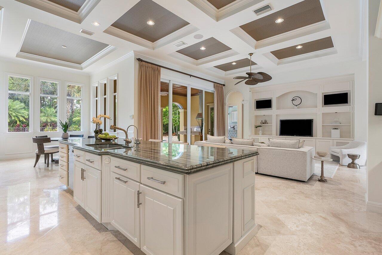 OLD PALM GOLF CLUB - Residential