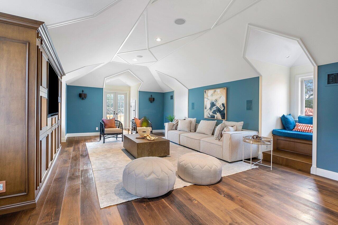 OLD PALM GOLF CLUB - Residential