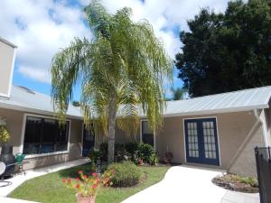 PINECREST LAKES PH IV - Residential